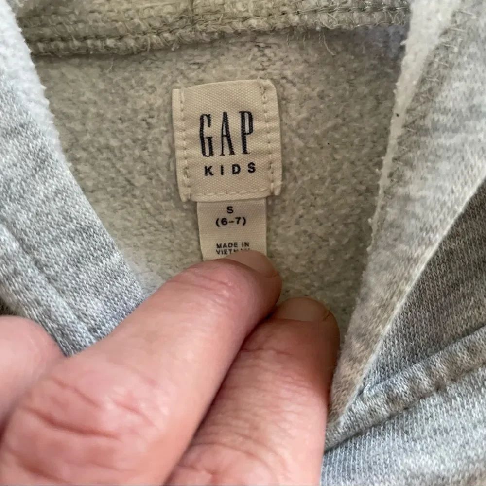 GAP Kids Girls Gray Hooded Sweatshirt with Pink Logo and Kangaroo Pocket 6-7 - Picture 4 of 9